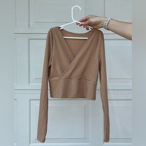 SHEIN V-Neck Cropped Long Sleeve 

Size Women’s XS